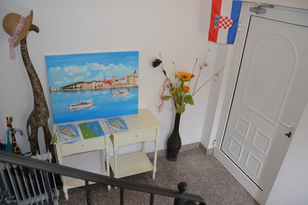 Apartment Mary 2