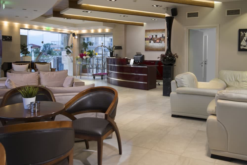 Cosmopolitan Hotel 2