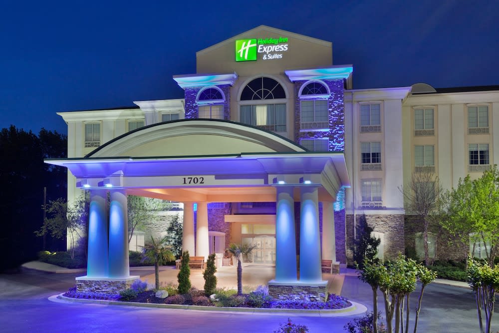 Holiday Inn Express Hotel & Suites Phenix City - Columbus by IHG 1