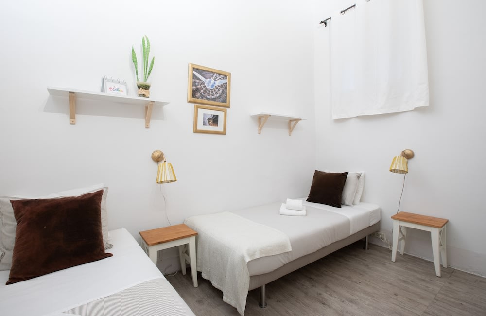 CasaNova Guest House 5