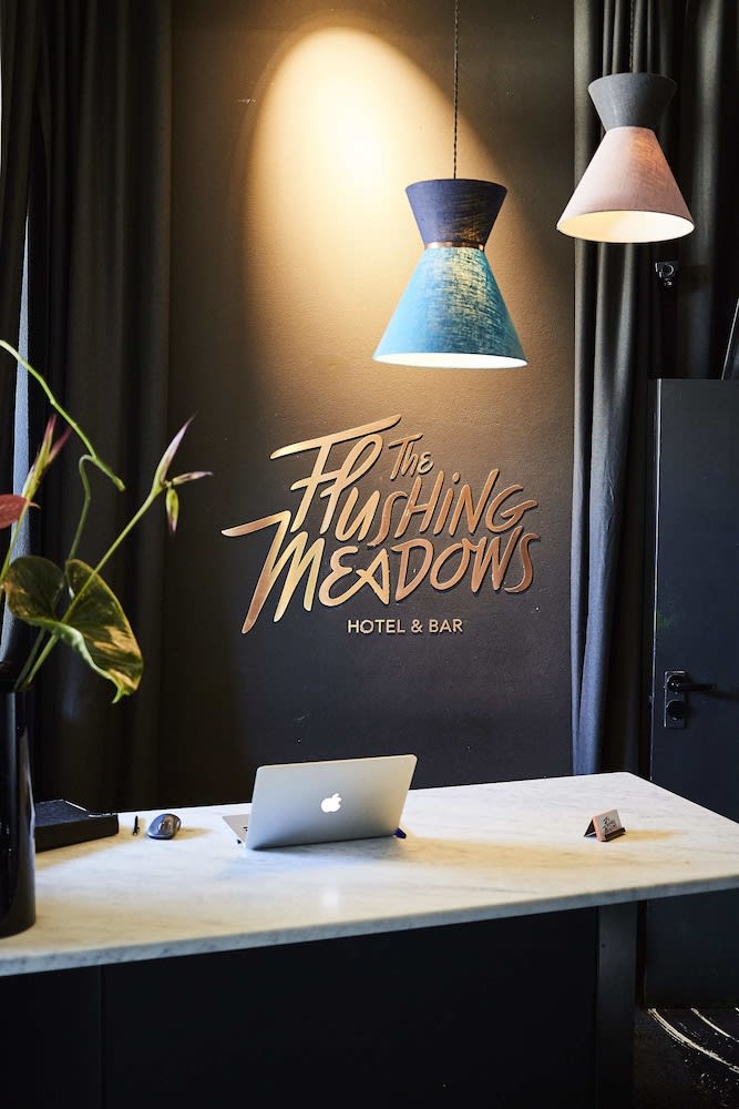 The Flushing Meadows Hotel & Bar 2