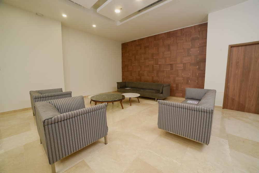 Hotel Dorado Plaza Alto Prado 2