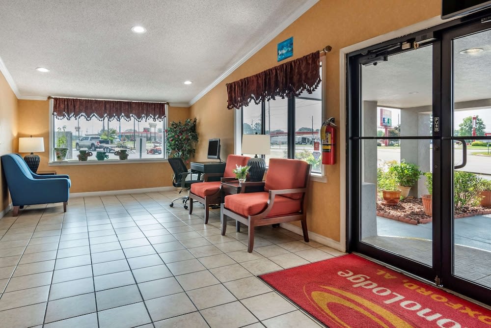 Econo Lodge Oxford near Choccolocco Park 2
