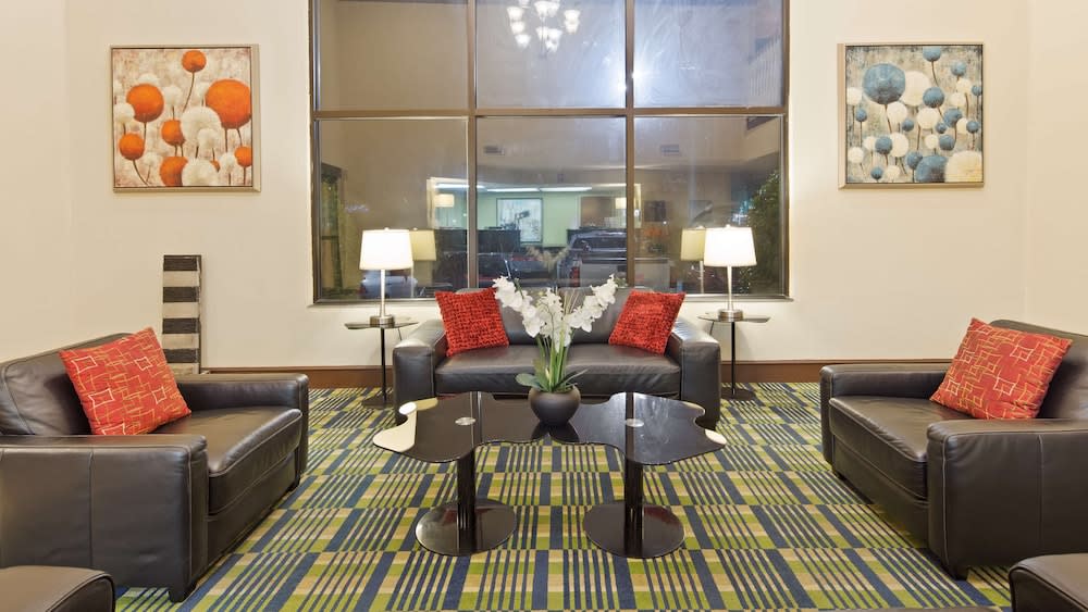 SureStay Plus Hotel by Best Western Roanoke Rapids I-95 2