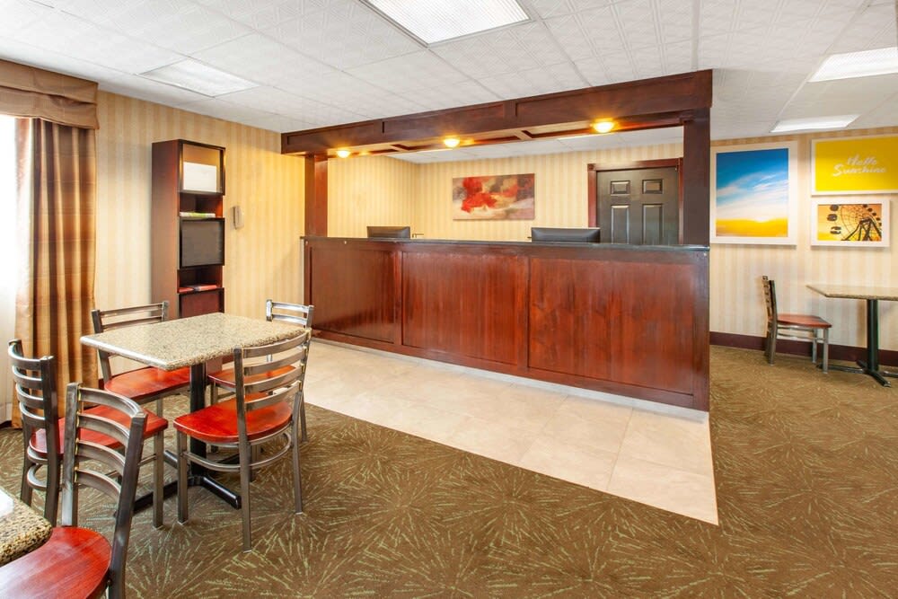 Days Inn by Wyndham Grantville 2