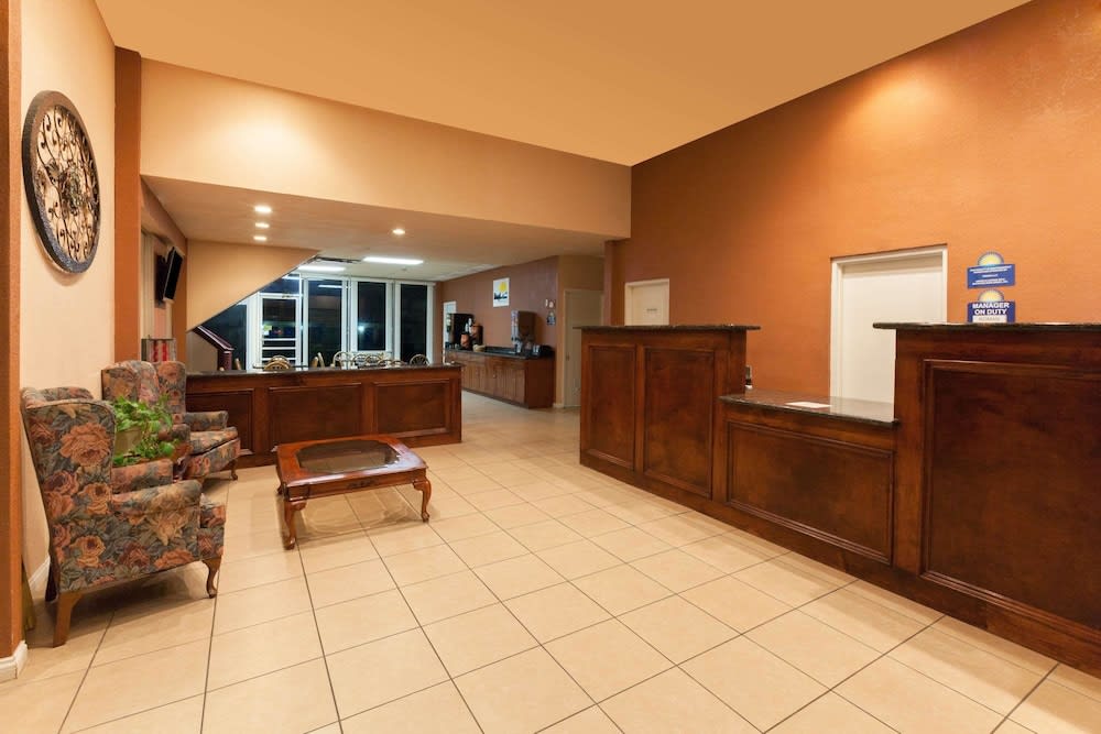 Days Inn by Wyndham Oklahoma City Fairground 2