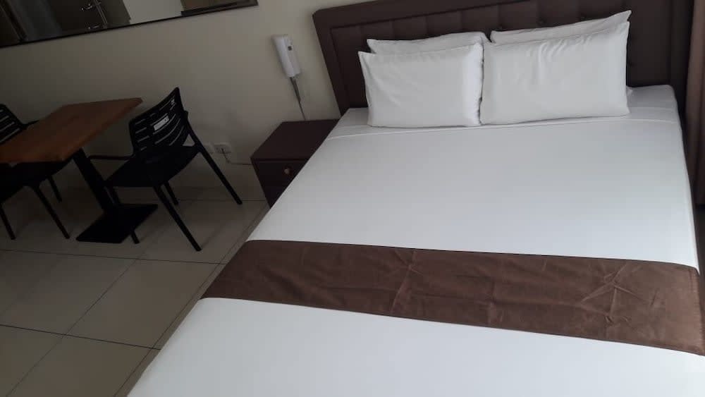 Studio with Ocean View at The Breeze Residences 3