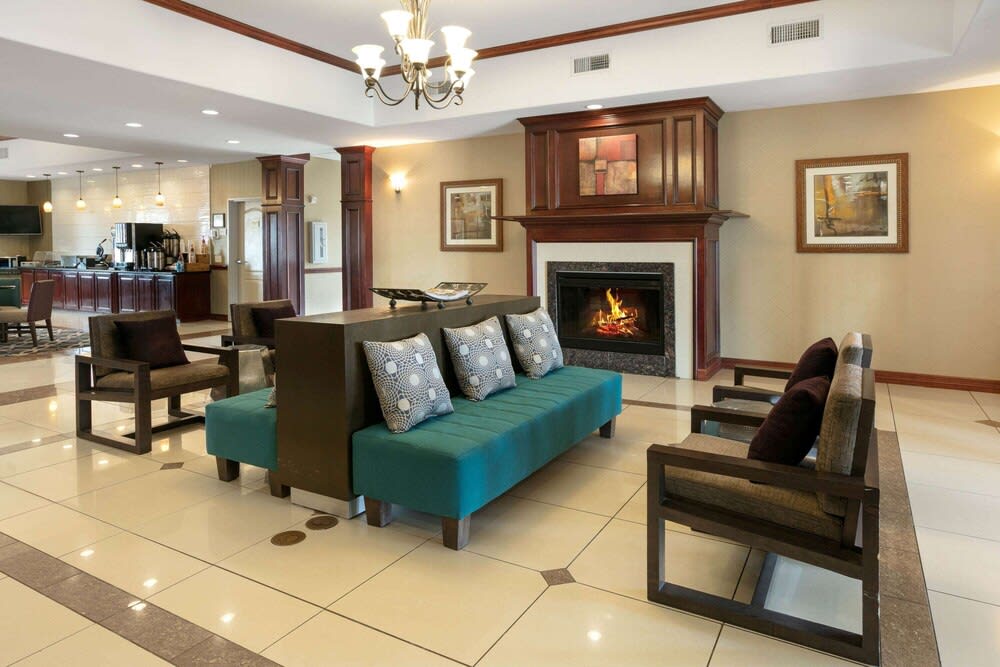 La Quinta by Wyndham Lindale 2