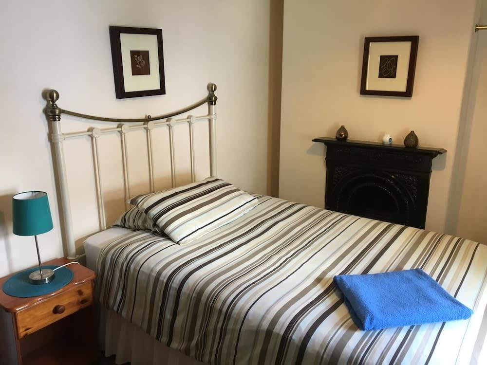 Admiral Blake Guesthouse 2