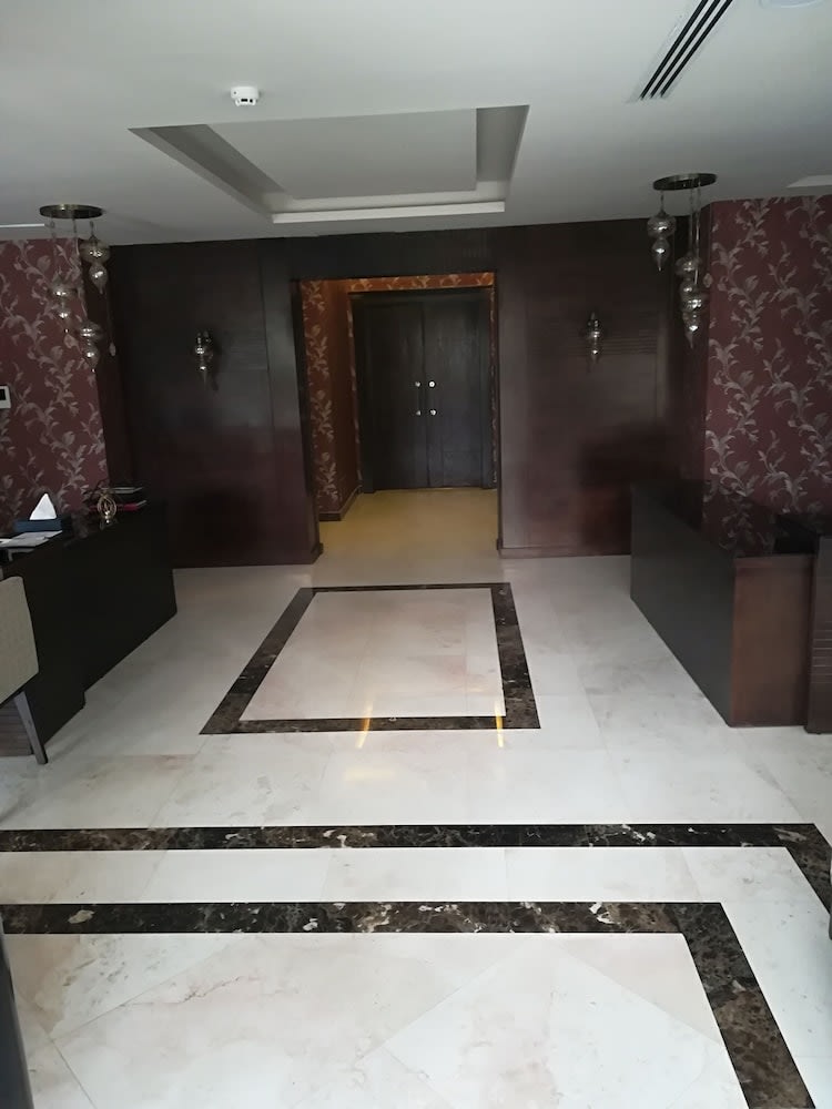 Shams Alweibdeh Hotel Apartments 2