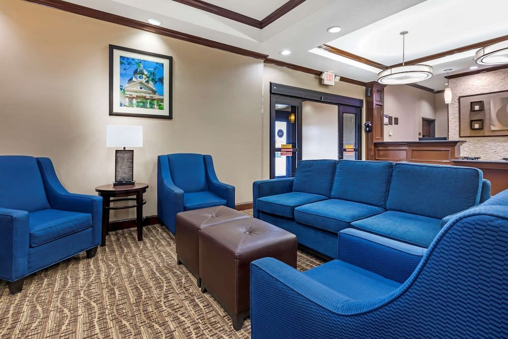 Comfort Inn Near UNT 2
