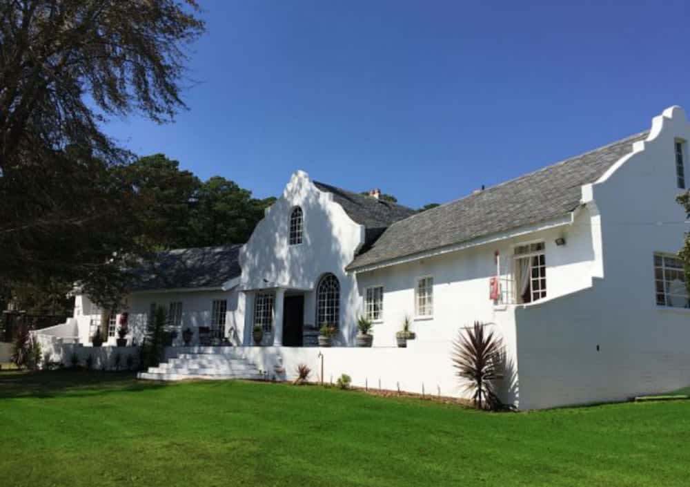 Anford Country House 1