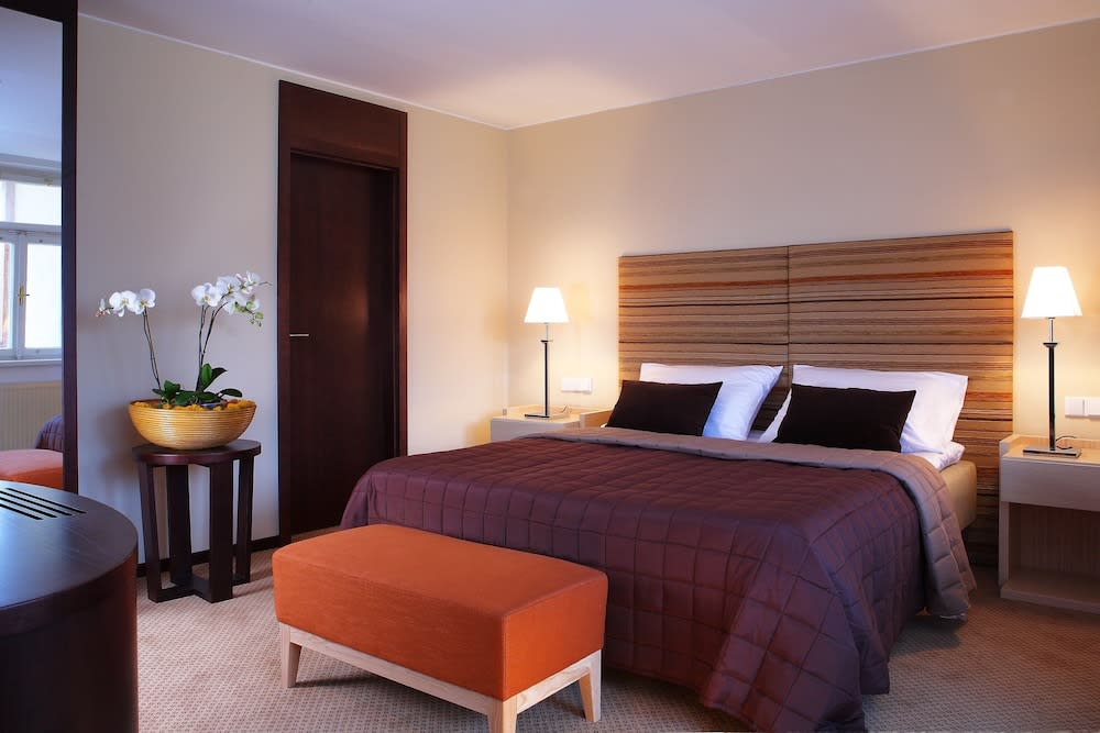 The Hotel Fitzgerald 4