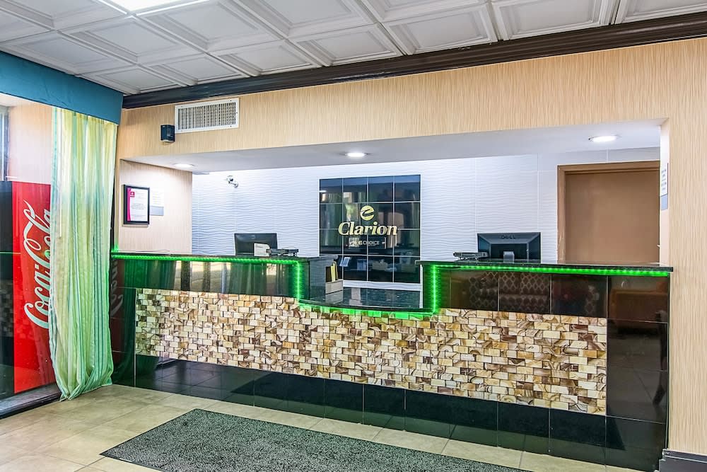 Clarion Inn Columbia Airport 2