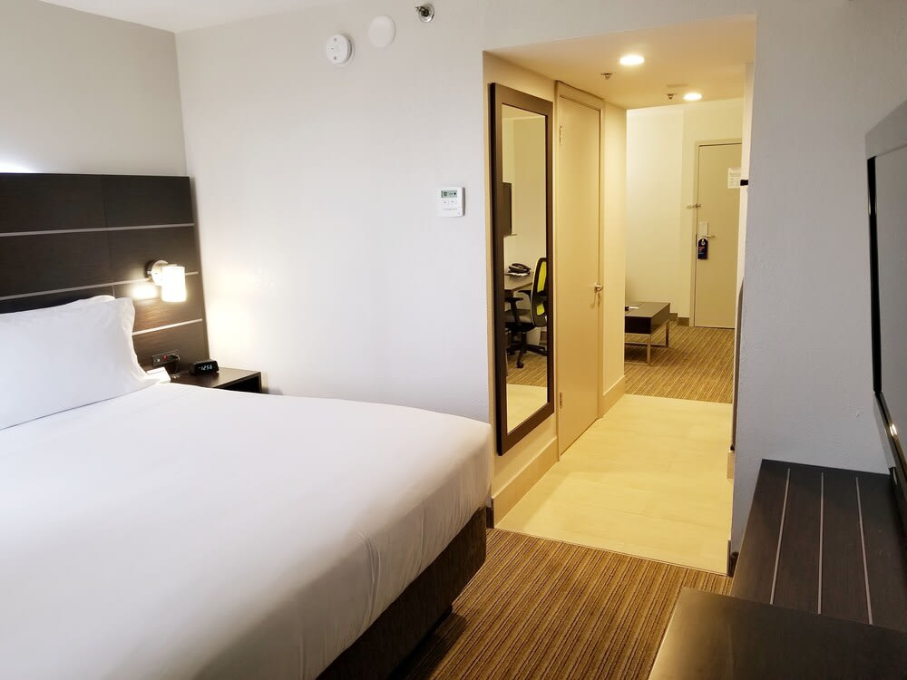 Holiday Inn Express & Suites MIAMI - HIALEAH by IHG 2