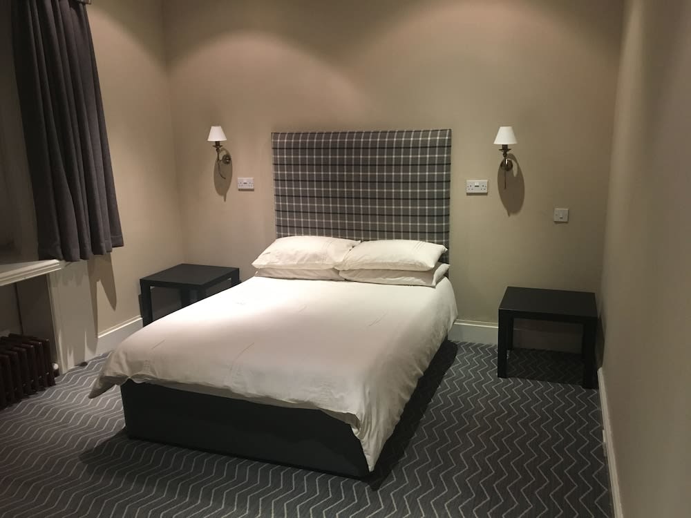 Crookston Hotel 2