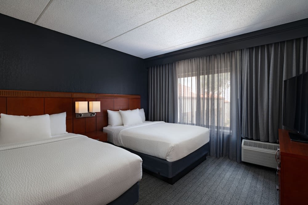 Courtyard by Marriott San Antonio Downtown 5