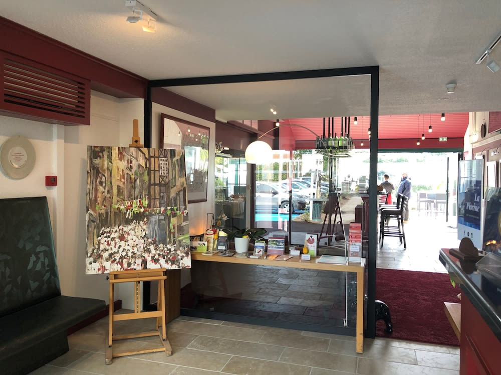 Hotel Donibane Saint-Jean-de-Luz 2