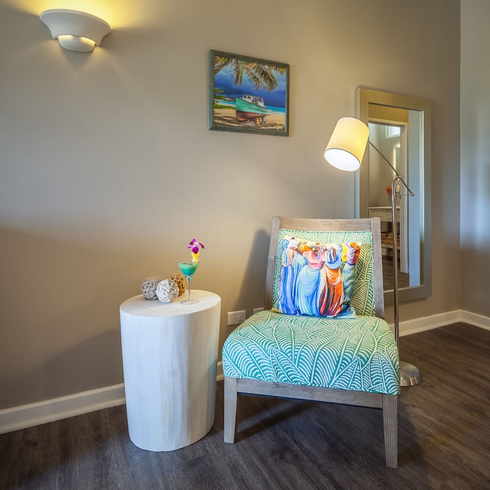 Sea Breeze Beach House All Inclusive by Ocean Hotels 4