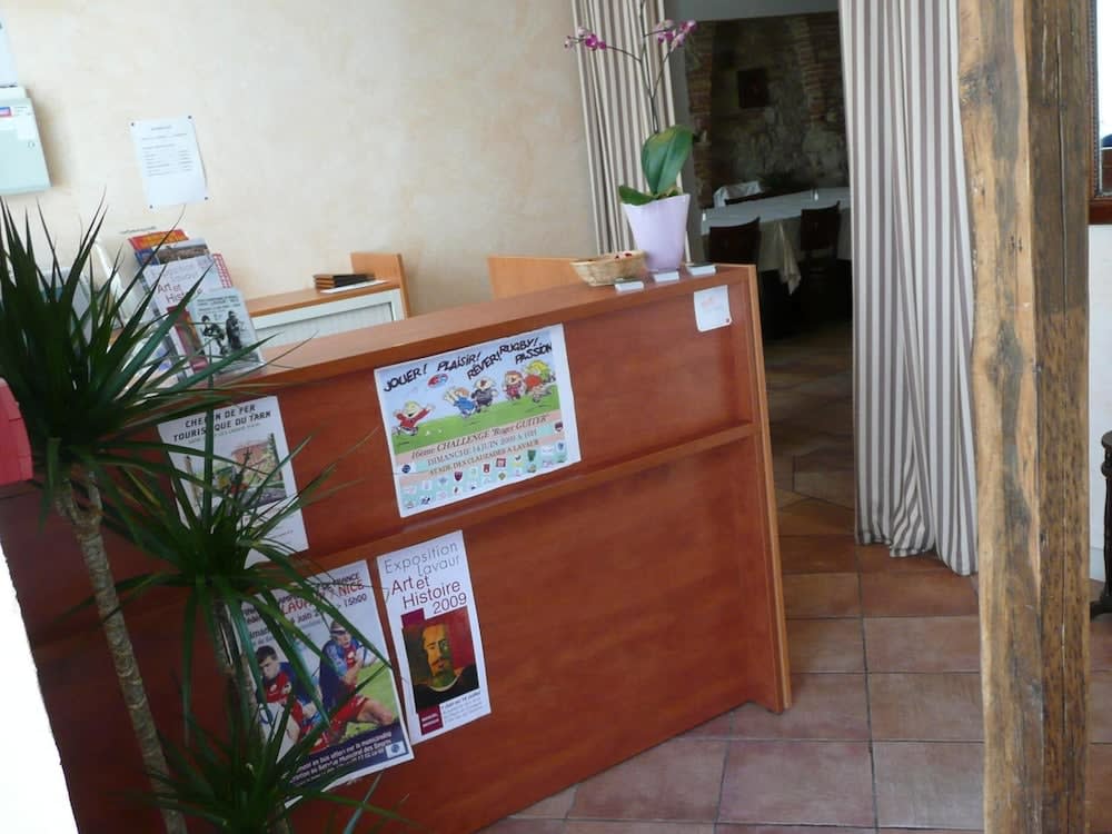 Logis Hôtel - Les Pasteliers 2