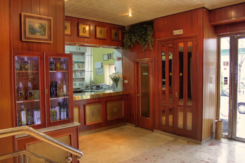 Hotel Torrezaf 2