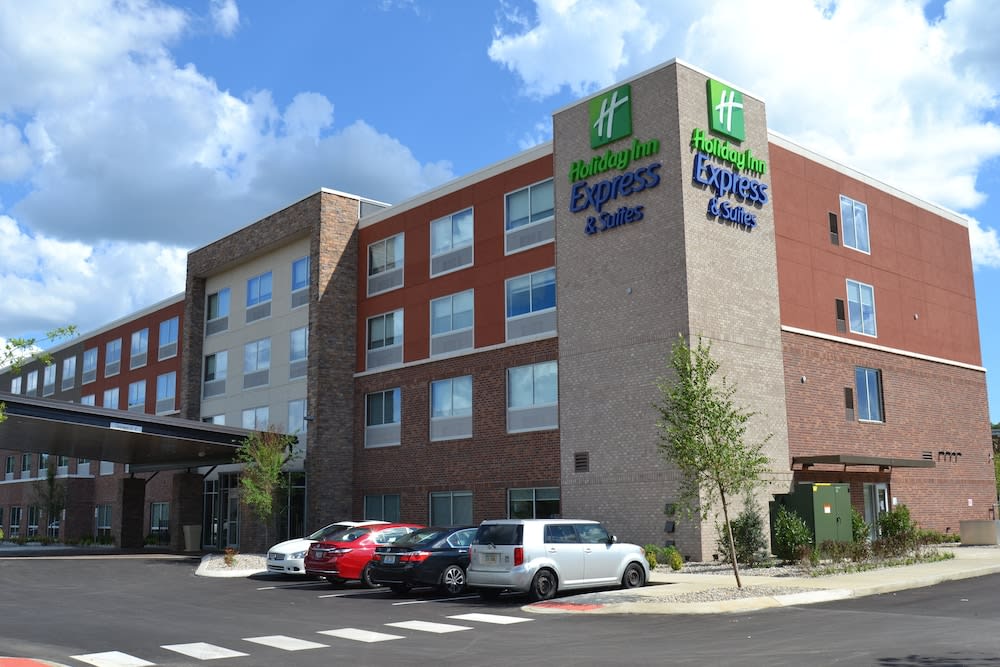 Holiday Inn Express & Suites GOODLETTSVILLE N - NASHVILLE by IHG 1