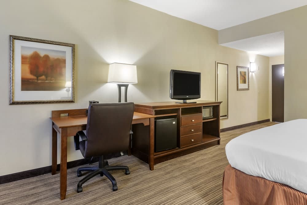 Country Inn & Suites by Radisson, Atlanta Downtown 2