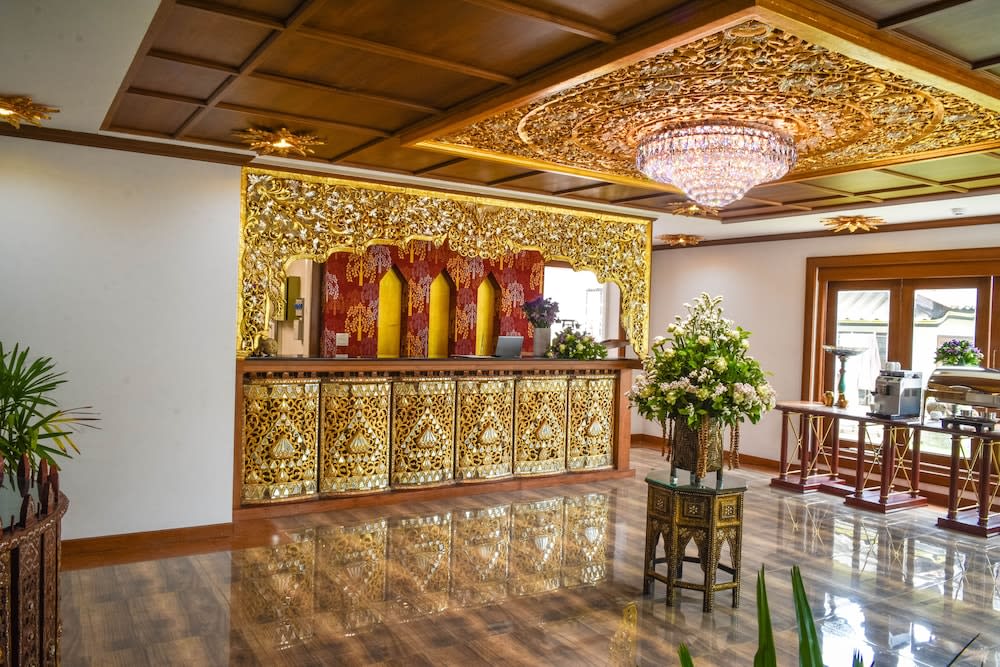 White Boutique Hotel and Spa 3