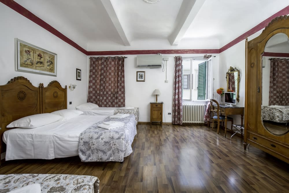 PICCOLO HOTEL Nel Centro Storico di Firenze 1