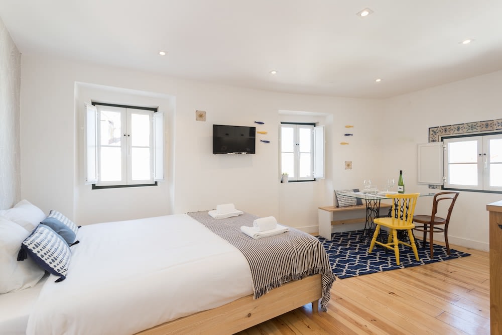 Alfama Loft Studio Loft Apartment w/ River View - by LU Holidays 5