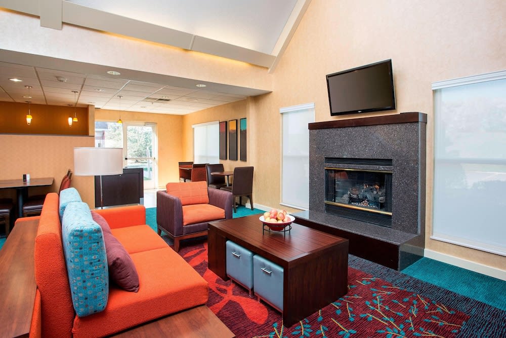 Residence Inn Topeka 2