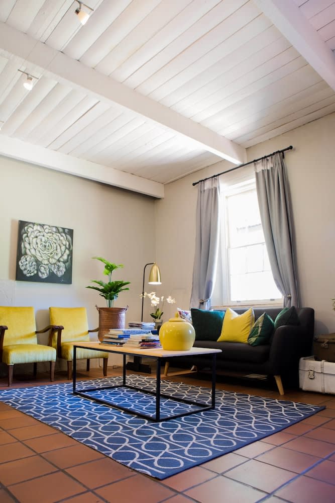 Elianthe Guesthouse 1