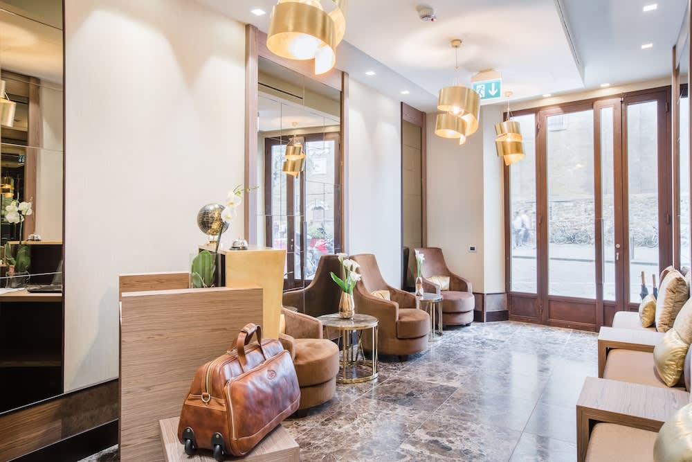 Solo Experience Hotel 4