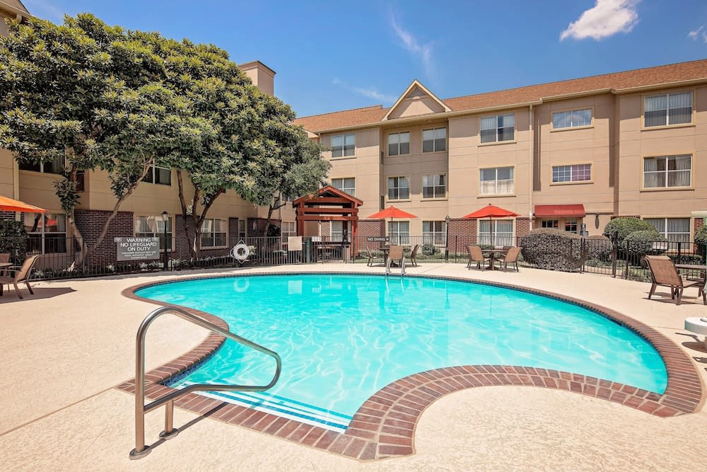 Residence Inn by Marriott Arlington 1
