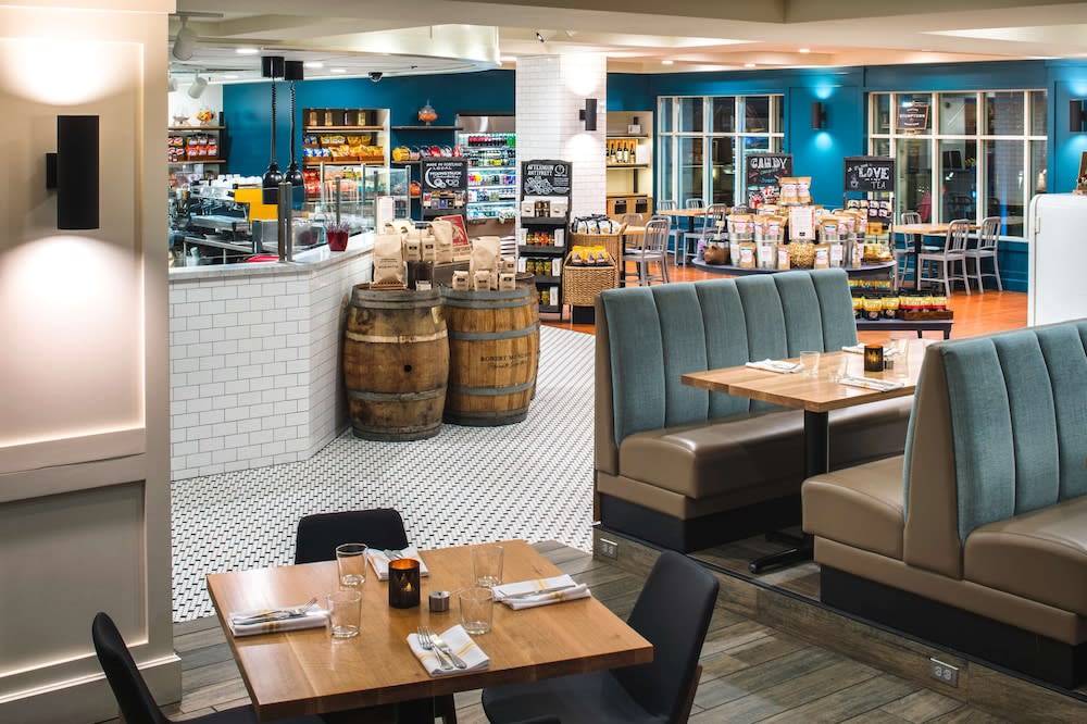 Hilton Portland Downtown 4