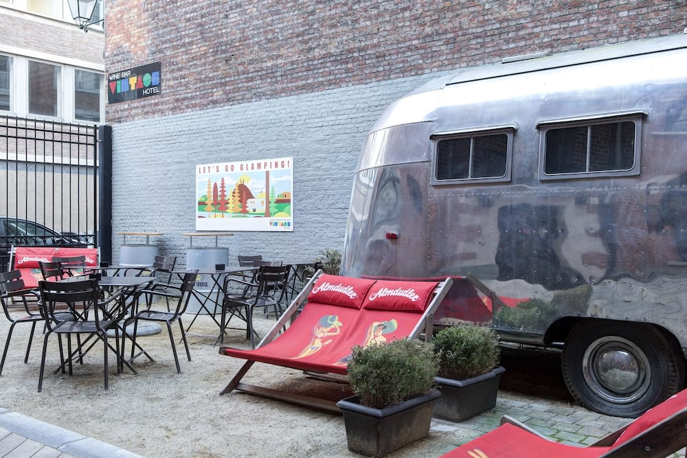 Vintage Hotel Brussels 3