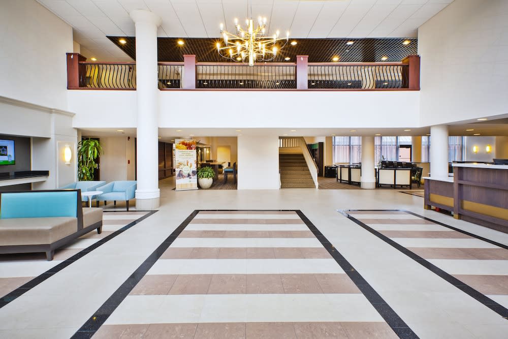 Holiday Inn WASHINGTON-DULLES INTL AIRPORT by IHG 2