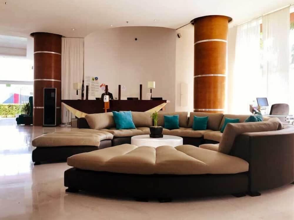 Bel Air Business Salamanca, Trademark by Wyndham 2