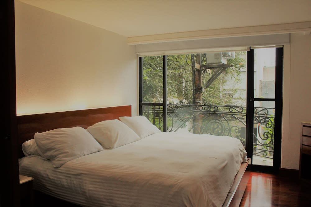 Condesa Suites 3