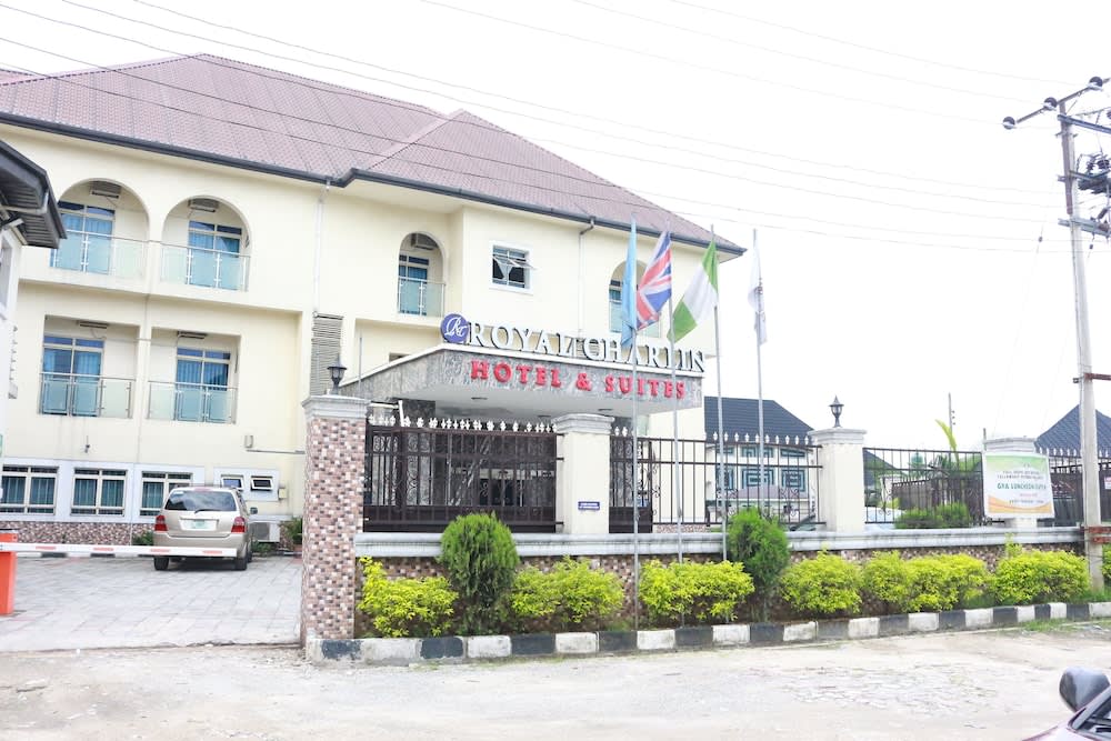 Royal Charlin Hotel and Suites 1