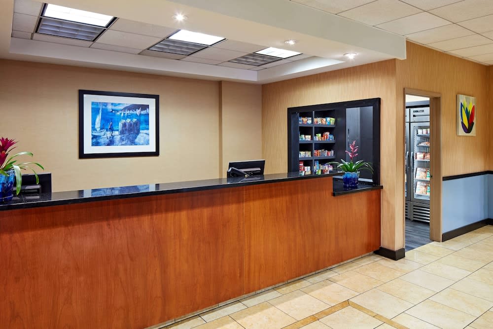 La Quinta by Wyndham Thousand Oaks-Newbury Park 2