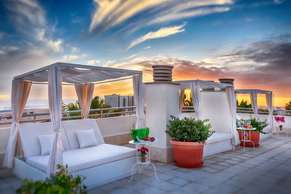 Apartamentos Oro Blanco 1