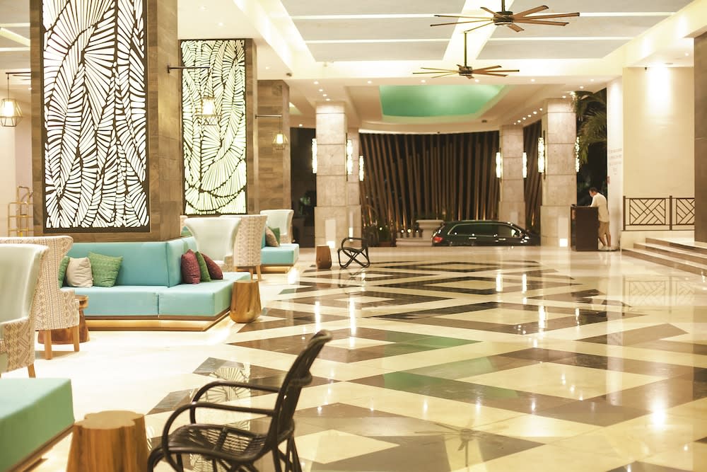 Wyndham Alltra Cancun All-Inclusive Resort 2