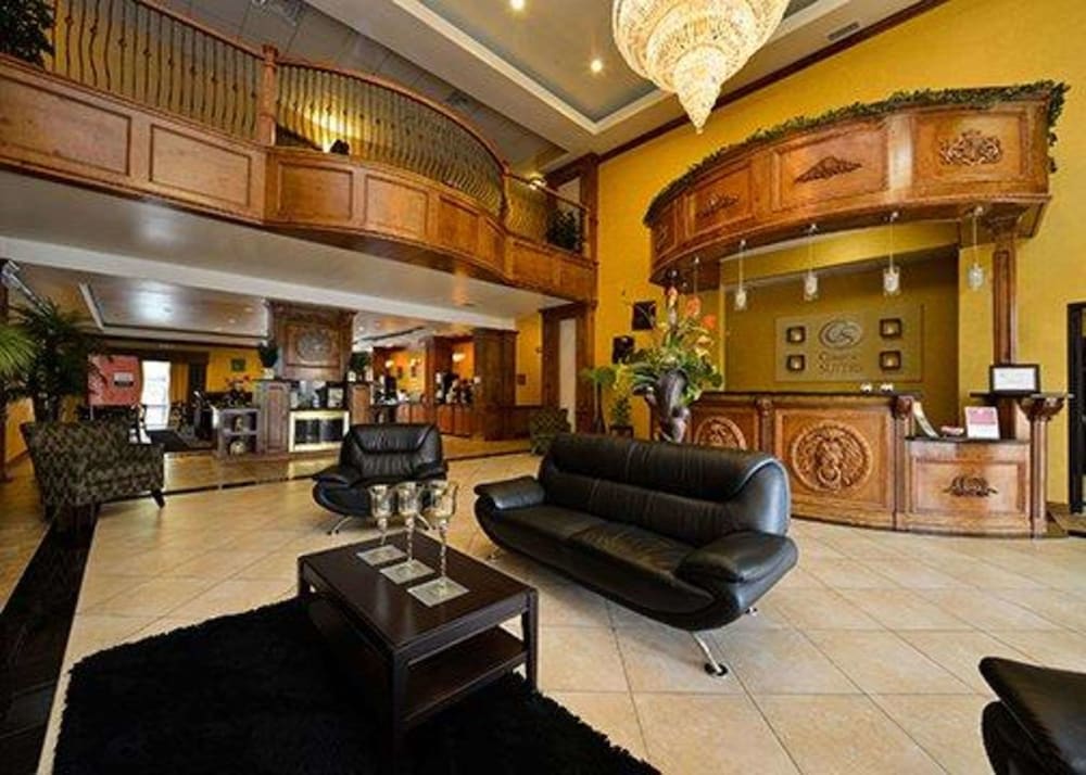 Comfort Suites Bay City East 2