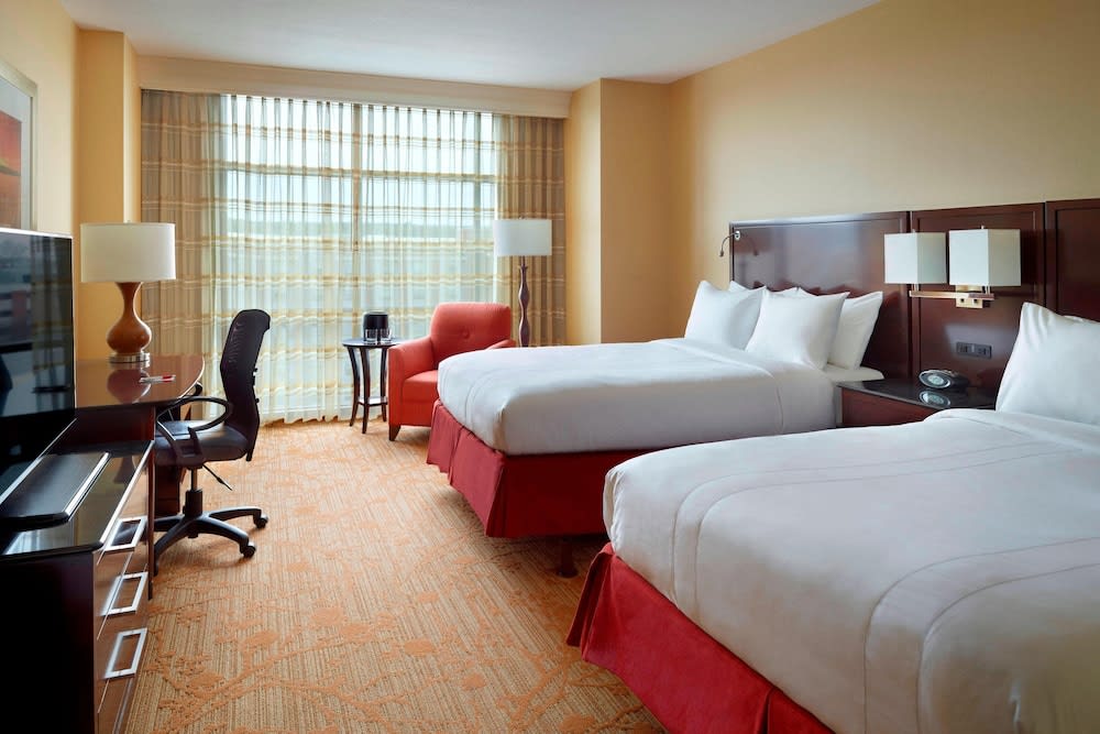 Bloomington-Normal Marriott Hotel & Conference Center 2