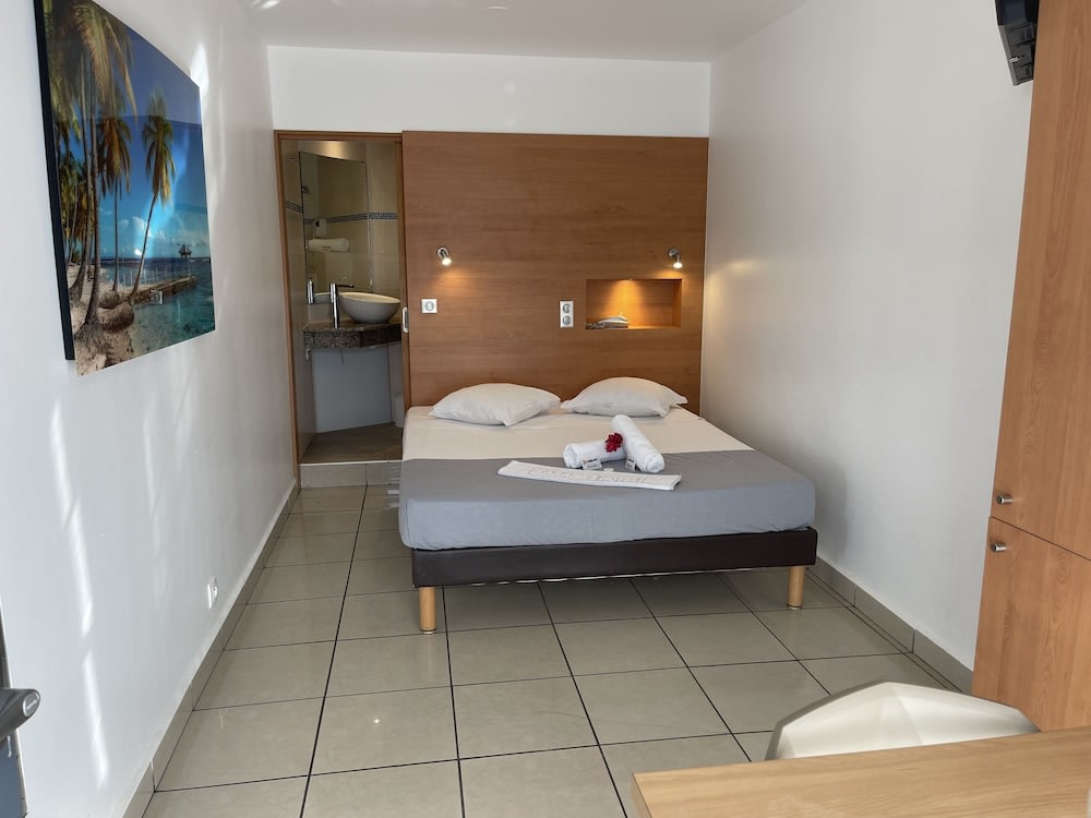 Karaibes Hotel 1