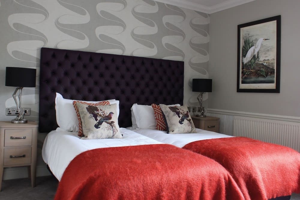 The Millstone, Mellor 2