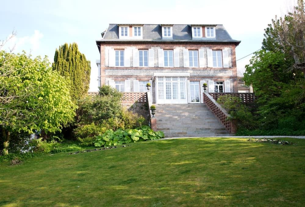 Castel De La Terrasse 1