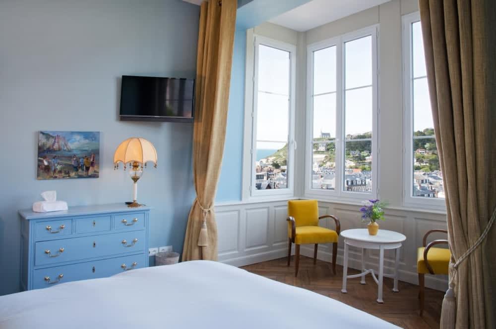 Castel De La Terrasse 5