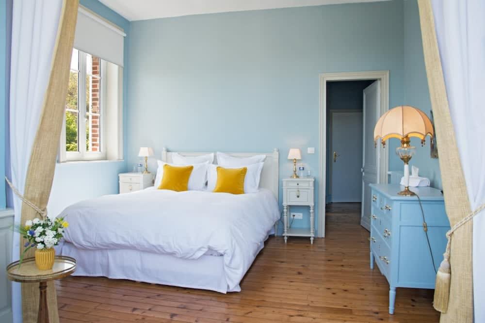 Castel De La Terrasse 2